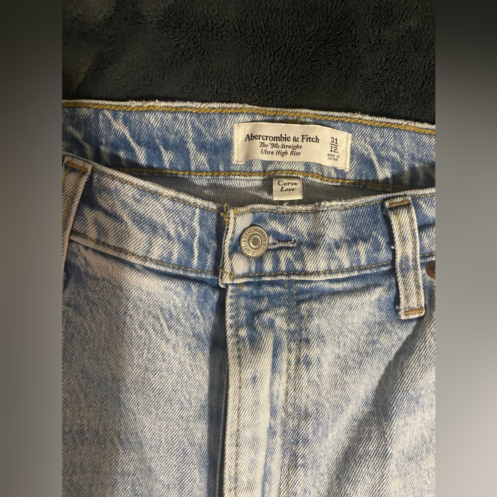 Abercrombie curve love 90’s ultra high rise straight jeans